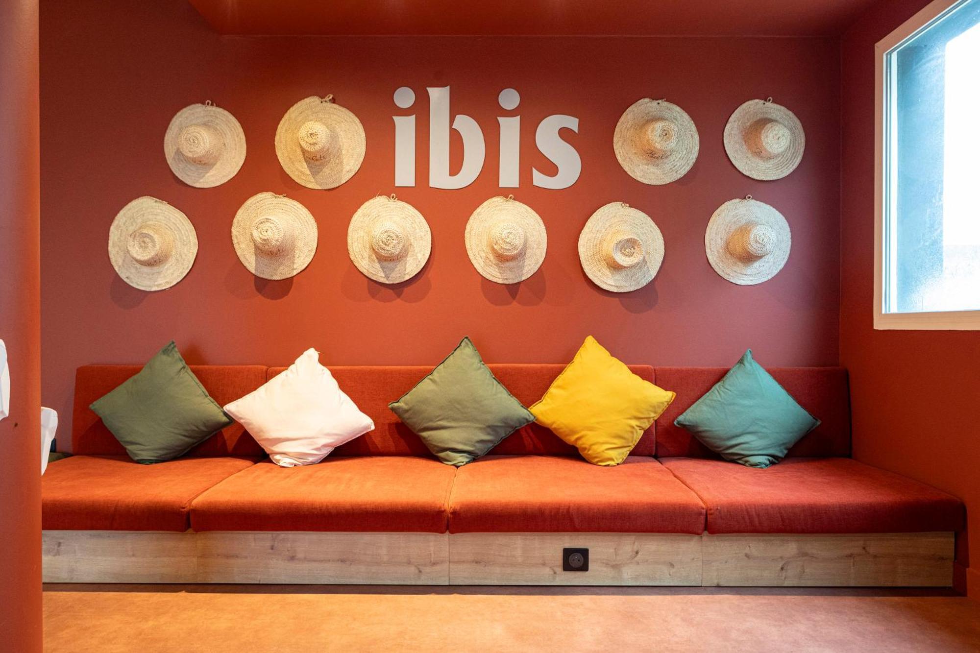 Ibis Istres Trigance Hotel Exterior photo
