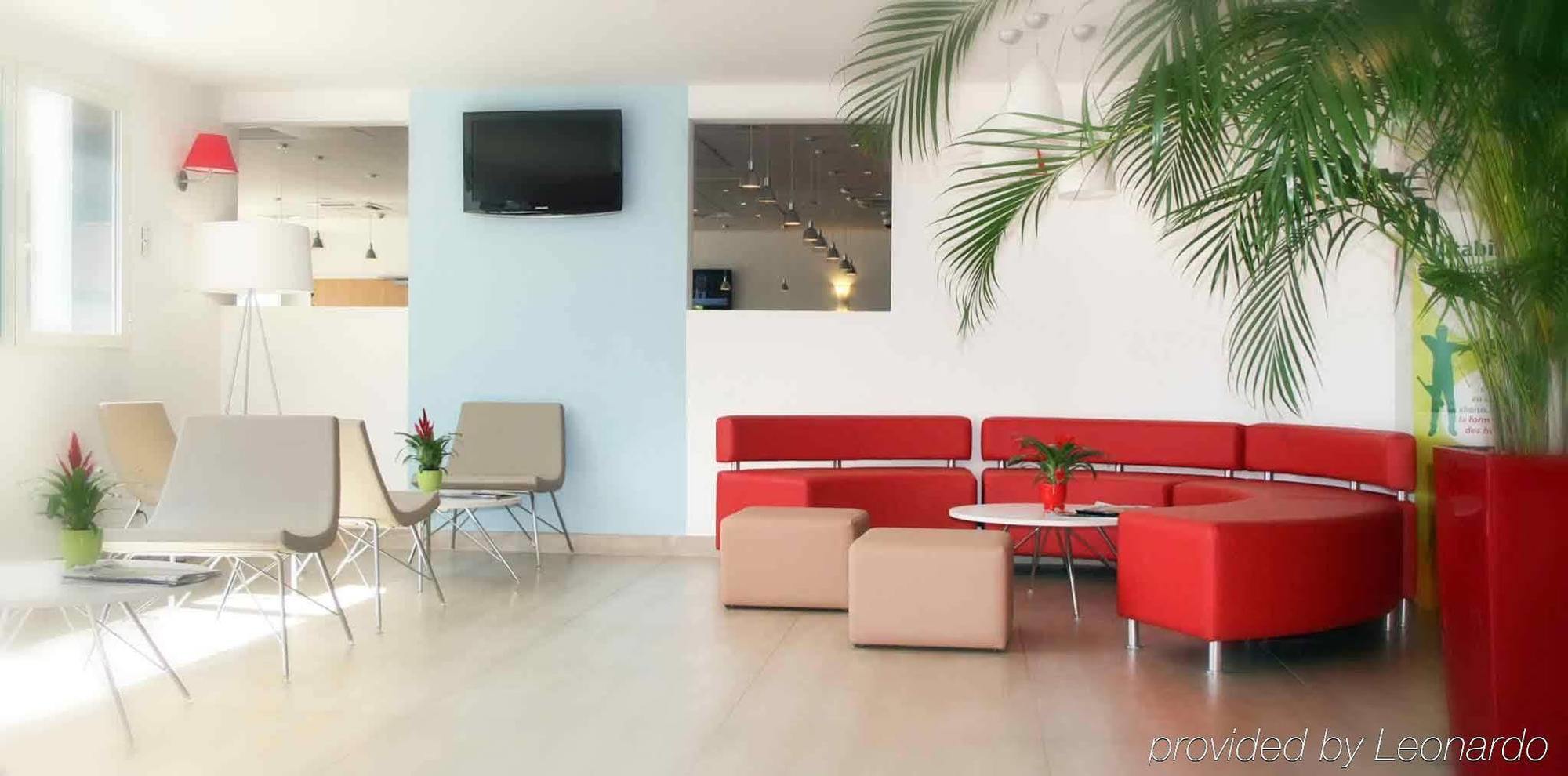 Ibis Istres Trigance Hotel Interior photo